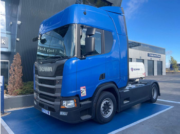 Ciągnik siodłowy SCANIA R 450