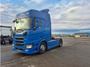 Ciągnik siodłowy SCANIA R 580