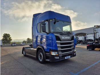 Ciągnik siodłowy SCANIA R 450