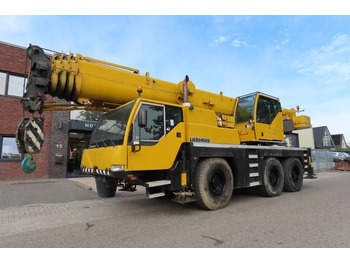 Żuraw szosowo-terenowy LIEBHERR LTM 1055/1