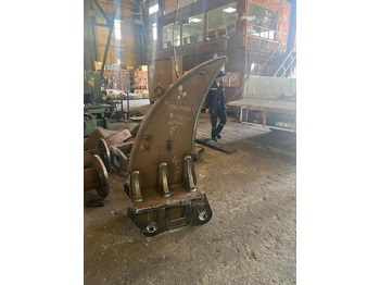 Zrywarka CATERPILLAR