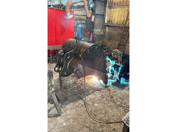 Łyżka do koparki JCB