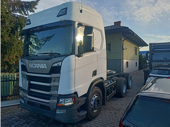 Samochód ciężarowe pod zabudowę SCANIA R 500