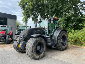 Ciągnik rolniczy VALTRA T174