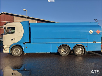 Samochód ciężarowy cysterna SCANIA G 450