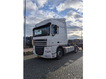 Samochód ciężarowy DAF XF 105
