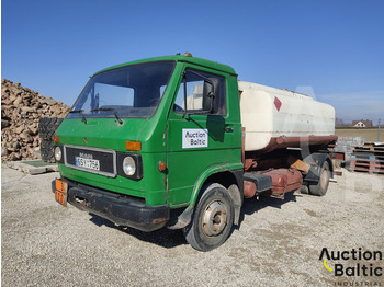 Samochód ciężarowy cysterna MAN