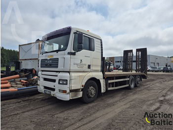 Ciężarówka do przewozu samochodów MAN TGA 26.440