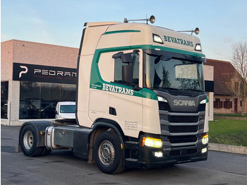 Ciągnik siodłowy SCANIA R 450