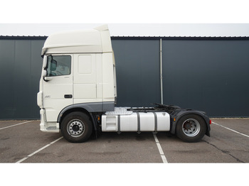 Ciągnik siodłowy DAF XF 460