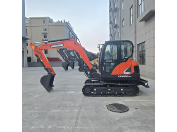 Minikoparka DOOSAN DX60