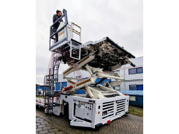 Ładowarka kontenerów/ Palet AIR MARREL LAM7000 DP/MDL8: zdjęcie 4 Ładowarka kontenerów/ Palet AIR MARREL LAM7000 DP/MDL8: zdjęcie 4