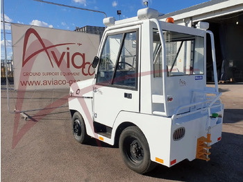 Ciągnik bagażowy MULAG