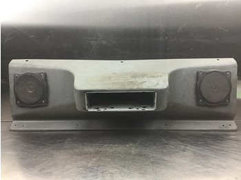 Kabina i wnętrze LIEBHERR