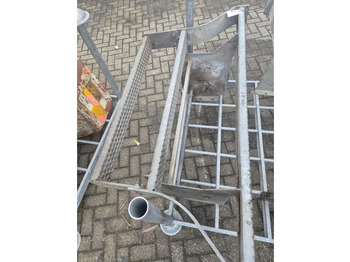 Kabina i wnętrze LIEBHERR