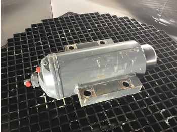 Zawieszenie LIEBHERR