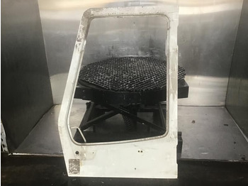 Drzwi i części LIEBHERR