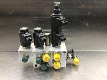 Hydraulika LIEBHERR