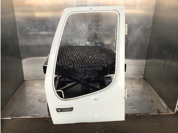 Drzwi i części LIEBHERR