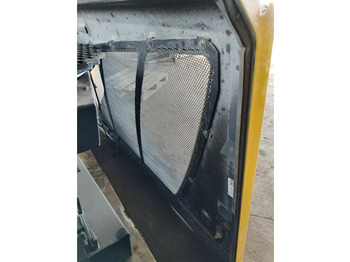 Drzwi i części LIEBHERR