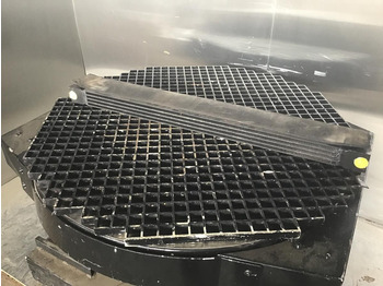 Chłodnica oleju LIEBHERR