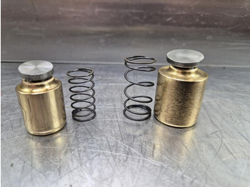 Hydraulika Liebherr: zdjęcie 3 Hydraulika Liebherr: zdjęcie 3