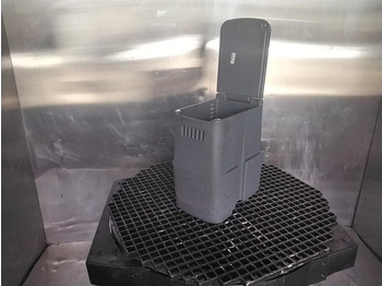 Kabina i wnętrze LIEBHERR