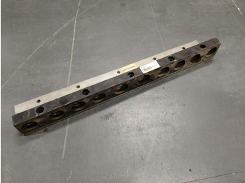 Nadwozie i zewnętrzne elementy LIEBHERR