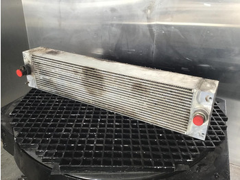 Chłodnica oleju LIEBHERR