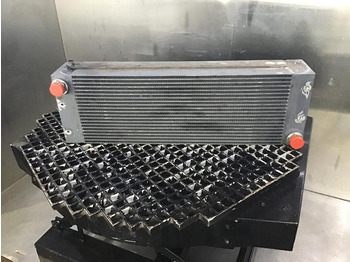 Chłodnica oleju LIEBHERR