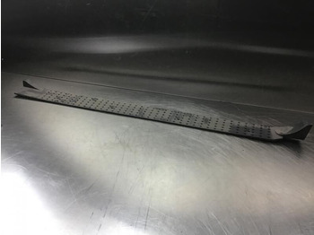 Kabina i wnętrze LIEBHERR