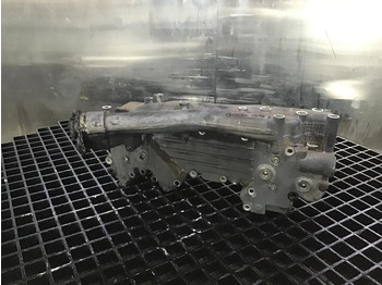 Chłodnica oleju LIEBHERR