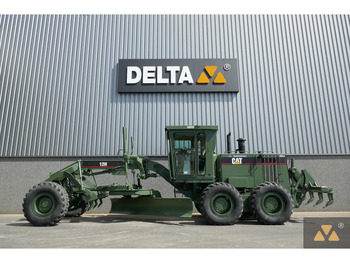 Równiarka CATERPILLAR 12H