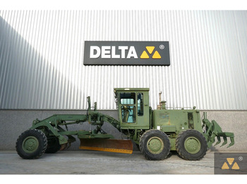 Równiarka CATERPILLAR