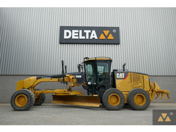 Równiarka CATERPILLAR 140M