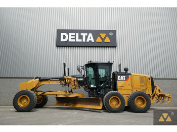 Równiarka CATERPILLAR 160