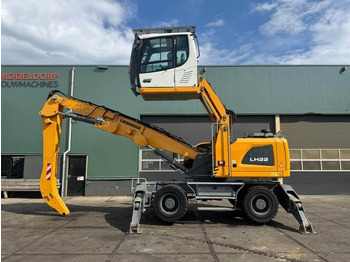 Koparka przeładunkowa LIEBHERR LH 22 M