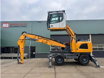 Koparka przeładunkowa LIEBHERR LH 22 M