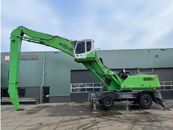 Koparka przeładunkowa SENNEBOGEN