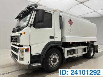 Samochód ciężarowy cysterna VOLVO FM9 260