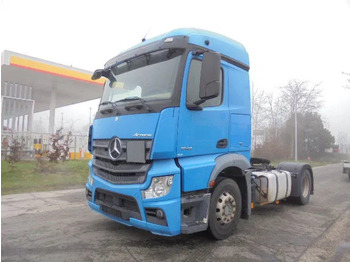 Ciągnik siodłowy MERCEDES-BENZ Actros 1842