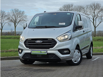 Mały samochód dostawczy FORD Transit
