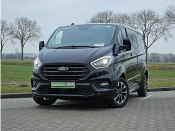 Mały samochód dostawczy FORD Transit