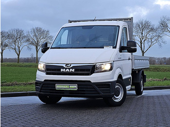 Samochód dostawczy skrzyniowy MAN TGE