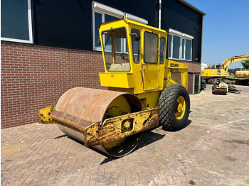 Walec BOMAG
