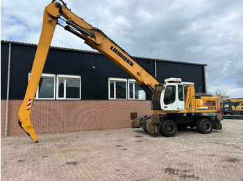 Koparka przeładunkowa LIEBHERR A 934