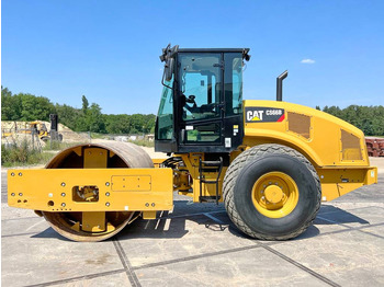 Walec CATERPILLAR CS66B