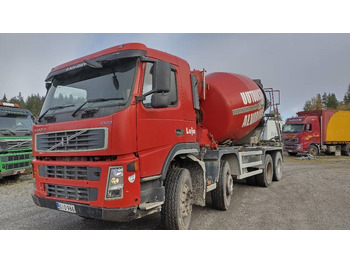 Samochód ciężarowy cysterna VOLVO FM9