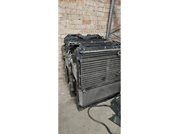 Chłodnica MERCEDES-BENZ Actros