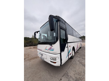 Turystyczny autobus MAN